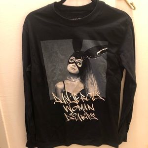 NWOT Ariana Grande Dangerous Woman Diaries T-Shirt